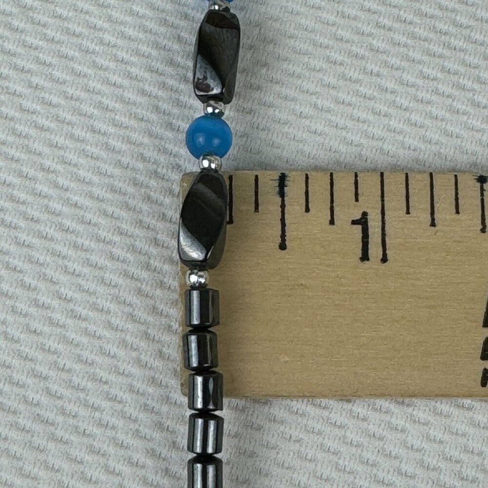 Hematite and Blue Beaded Necklace With Barrel Clasp Unisex 18 Inches Long - Picture 6 of 9